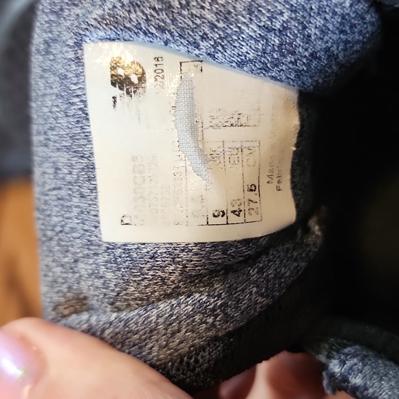 EUC new balance running shoes - Picture 3 of 5